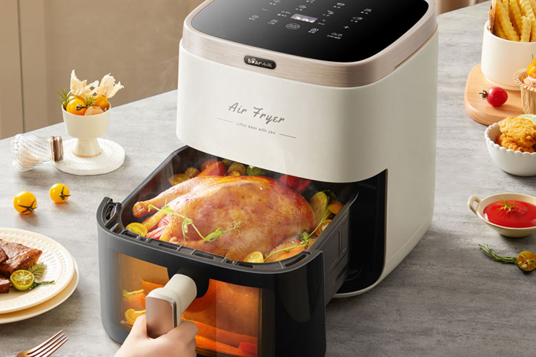 Nồi chiên không dầu 5L Bear QZG-P15R8
