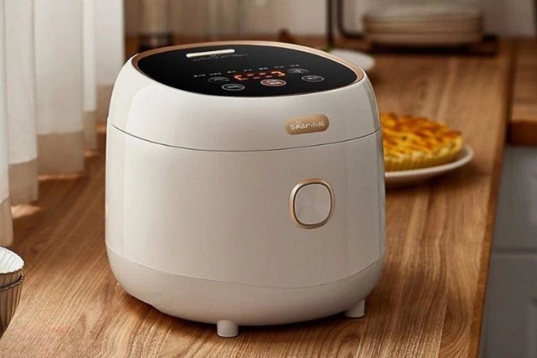 Nồi cơm điện Bear RC-4H40E (DFB-C40K6)
